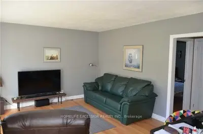 1444 FISHER Avenue, Burlington, ON L7P 2L8