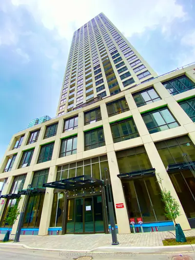 36 Elm Drive W 2202, Mississauga, ON L5B 0N3
