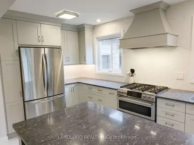 7282 Bendigo Circle, Mississauga, ON L5N 1Z5