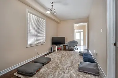3245 Edwyna Drive, Mississauga, ON L5M 0V2