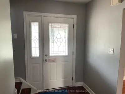1281 St Marys Avenue, Mississauga, ON L5E 1H8
