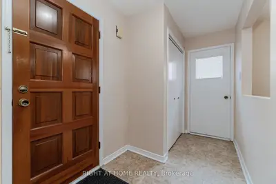 7355 Sigsbee Drive, Mississauga, ON L4T 3S5