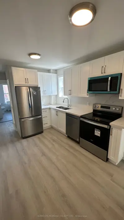 228 Blackthorn Avenue 102, Toronto W03, ON M6N 3H8