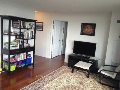 1070 Sheppard Avenue 814, Toronto W05, ON M3J 0G8