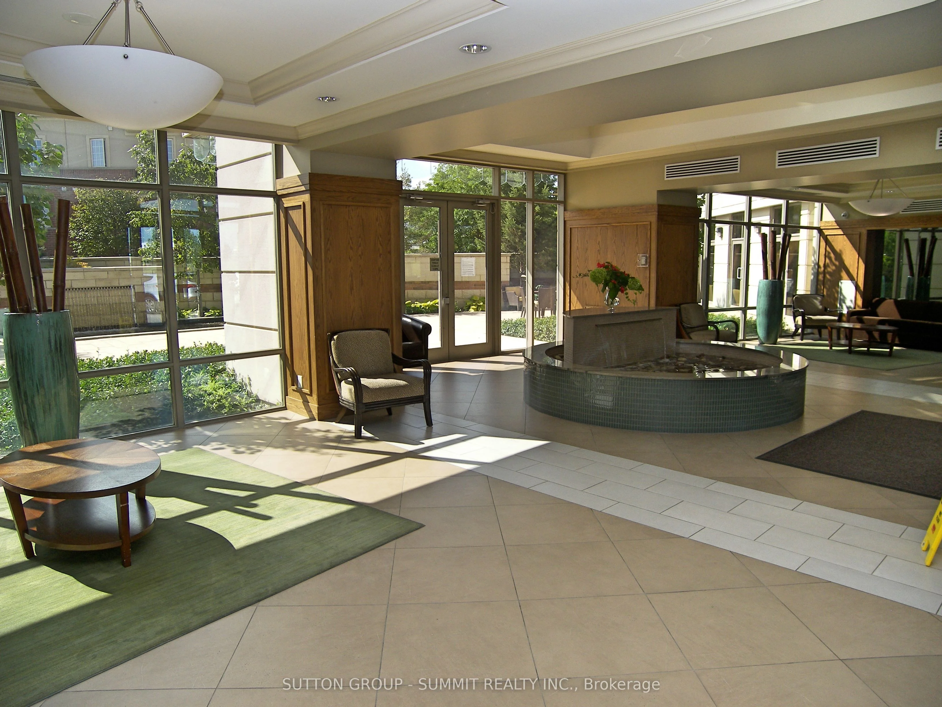2391 Central Park Drive 408, Oakville, On L6h 0e4