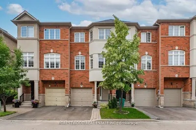 4222 Dixie Road # 54, Mississauga, ON L4W 1M6