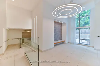 70 Annie Craig Drive 1410, Toronto W06, On M8v 0c5