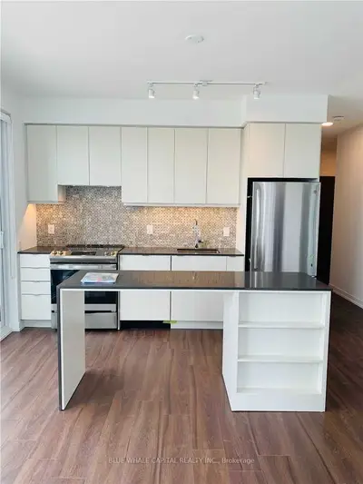 4065 Confederation Parkway 2203, Mississauga, ON L5B 4N1