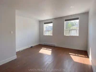 278 Jane Street B, Toronto W02, ON M6S 3Z2