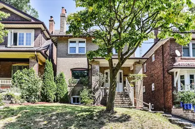 391 Kennedy Avenue, Toronto W02, ON M6P 3C5