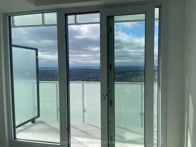 3883 Quartz Road 5111, Mississauga, ON L5B 0M4