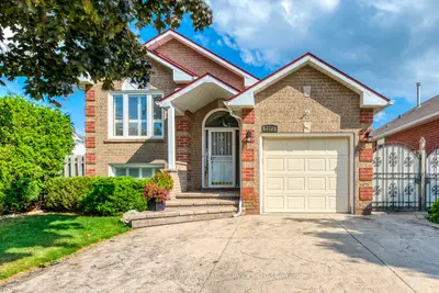2373 Grand Ravine Drive, Oakville, ON L6H 6A8