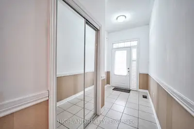 515 Coach Drive, Mississauga, ON L5R 0C3