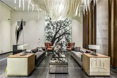 1830 Bloor Street W 908, Toronto W02, ON M6P 3K6