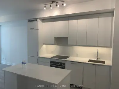 36 ELM Drive W 703, Mississauga, ON L5B 0N3