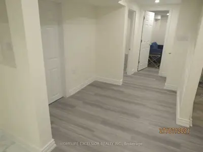 2865 Tradewind(Basement) Drive, Mississauga, ON L5N 6L2