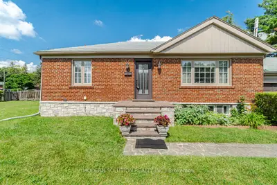 1421 Radcliffe Boulevard, Mississauga, ON L5G 4G9