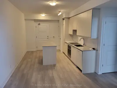 36 Elm Drive W 2802, Mississauga, ON L5B 0N3