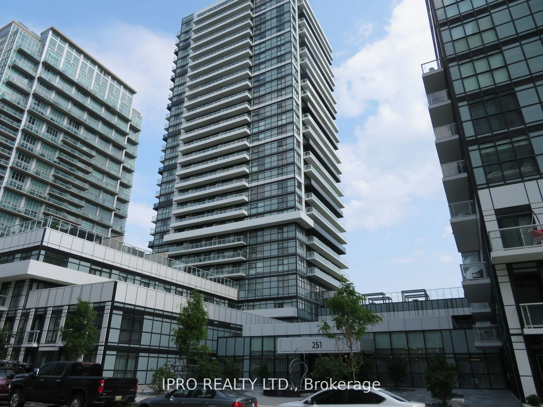 251 Manitoba Street 2303, Toronto W06, ON M8Y 1C8