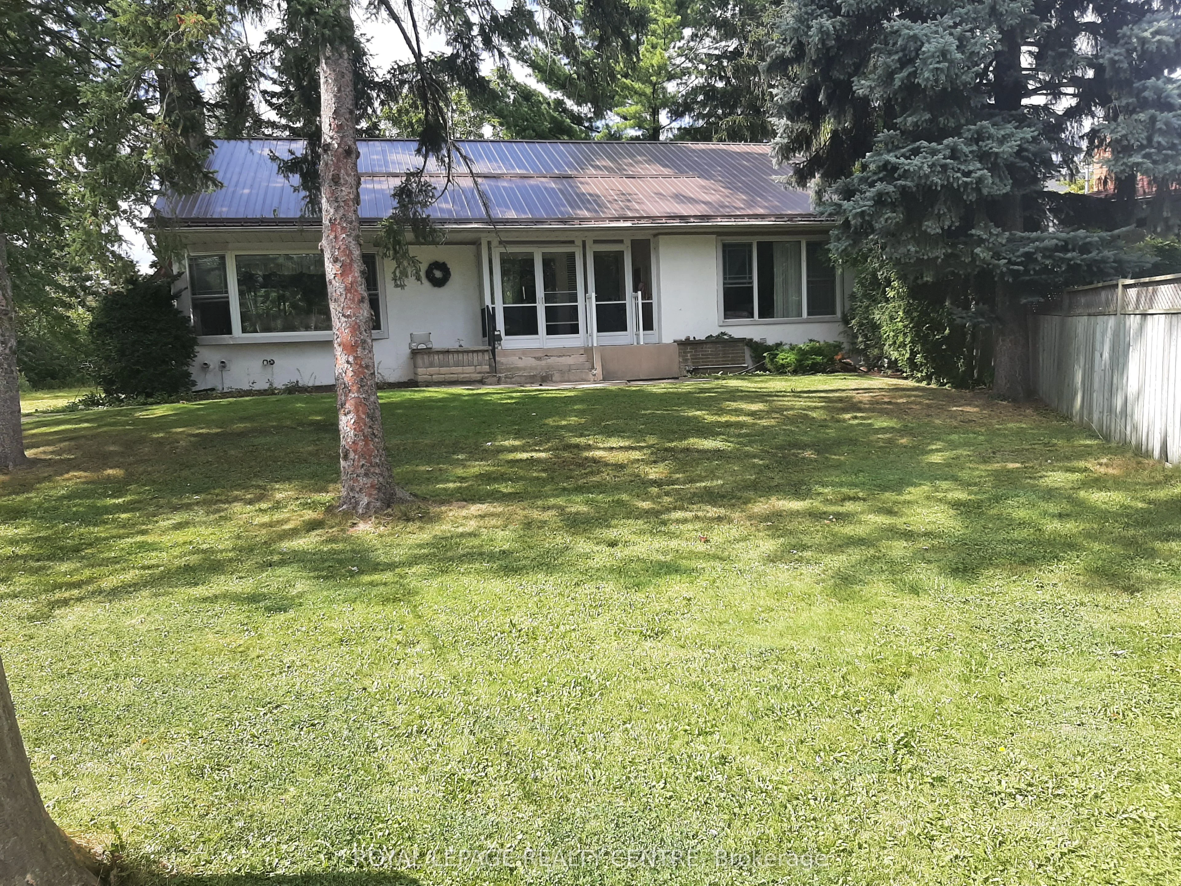 2572 Sharon Crescent, Mississauga, On L5c 1y8