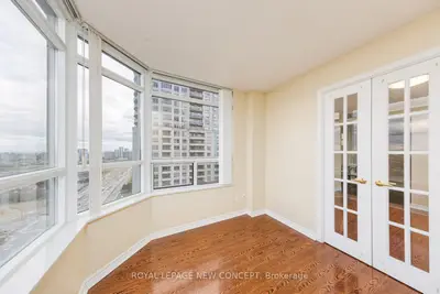 35 Kingsbridge Garden Circle 2211, Mississauga, ON L5R 3Z5