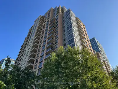 5229 DUNDAS Street 2111, Toronto W08, ON M9B 6L9