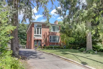 35 Ben Machree Drive Bsmnt, Mississauga, On L5h 2s2