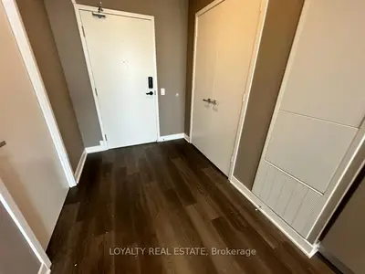 3900 Confederation Parkway 1812, Mississauga, ON L5B 0M3