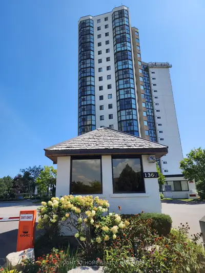 1360 Rathburn Road E 1104, Mississauga, ON L4W 4H4