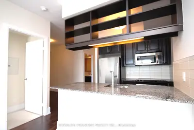 15 Viking Lane 2710, Toronto W08, ON M9B 0A4