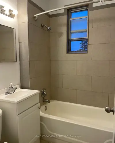 2416 Keele Street 6B, Toronto W04, ON M6L 2N2