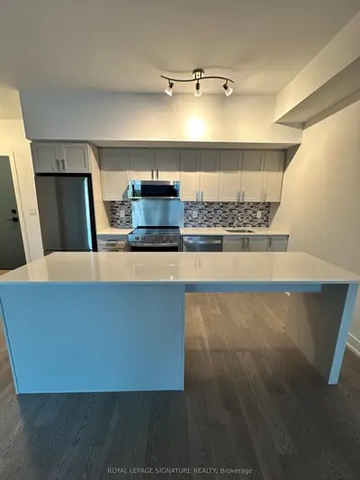#307 1063 Douglas McCurdy Comm, Mississauga, ON, L5G 4B1