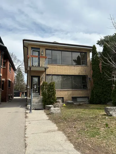 135 High Park Avenue, Toronto W02, ON M6P 2S3