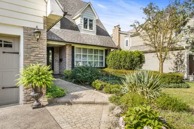 822 Catcay Court, Mississauga, ON L5J 4E3