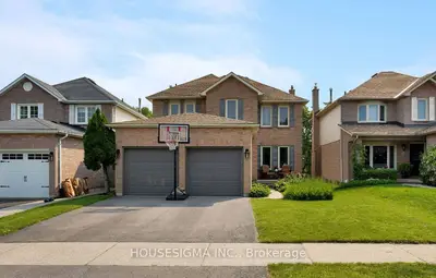 2488 Newport Street UPPER, Burlington, ON L7M 3X7