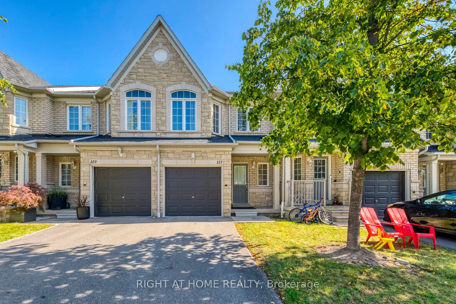 5260 McFarren Boulevard 117, Mississauga, ON L5M 7J4