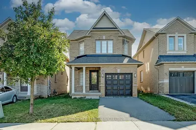 2097 Fiddlers Way, Oakville, ON L6M 0M5