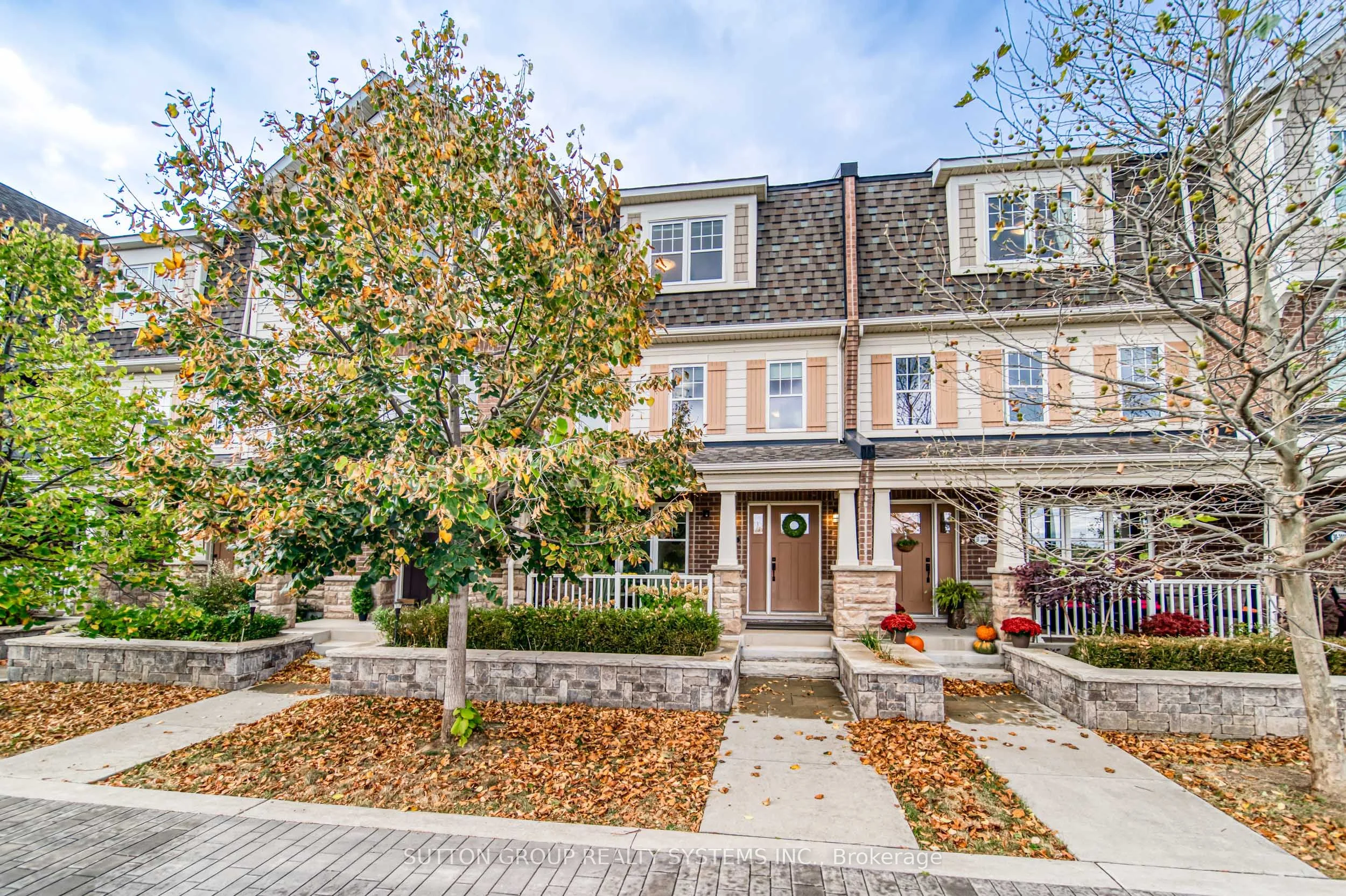 3002 Preserve Drive 32, Oakville, ON L6M 0V5