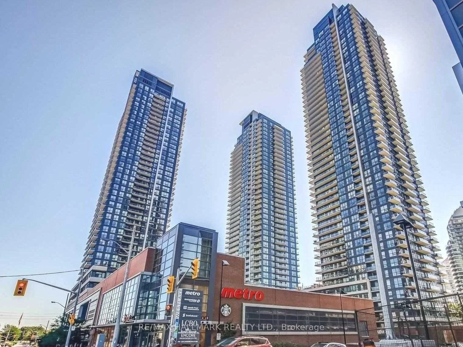2200 Lake Shore Boulevard W 806, Toronto W06, ON M8V 1A4