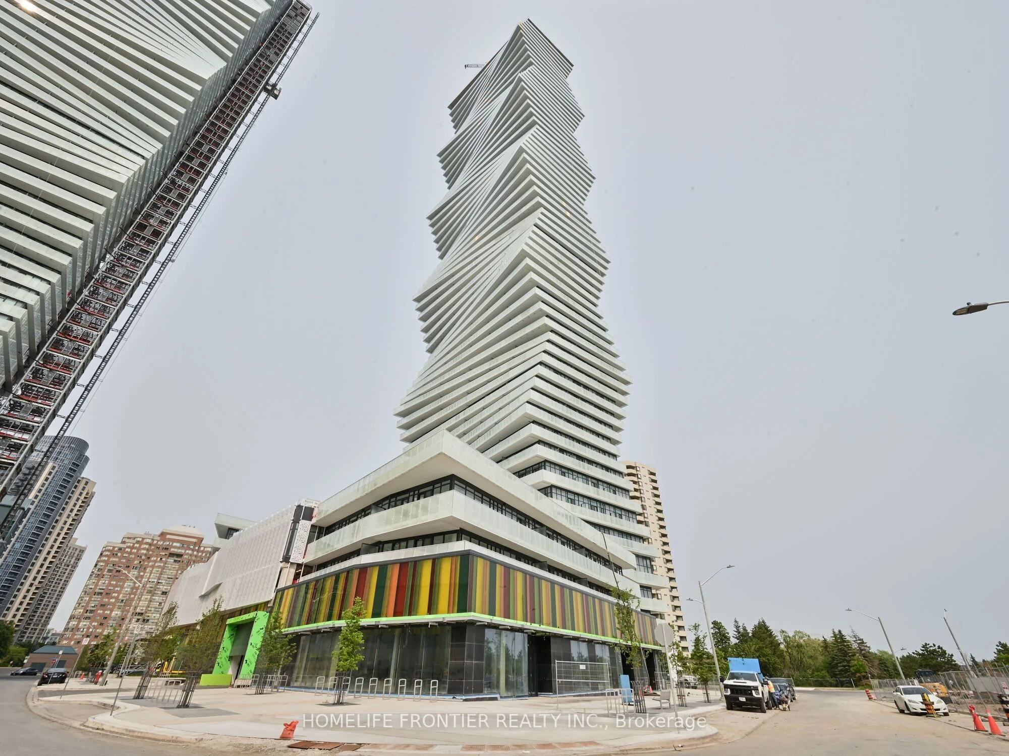 3980 Confederation Parkway 509, Mississauga, ON L5B 4M6