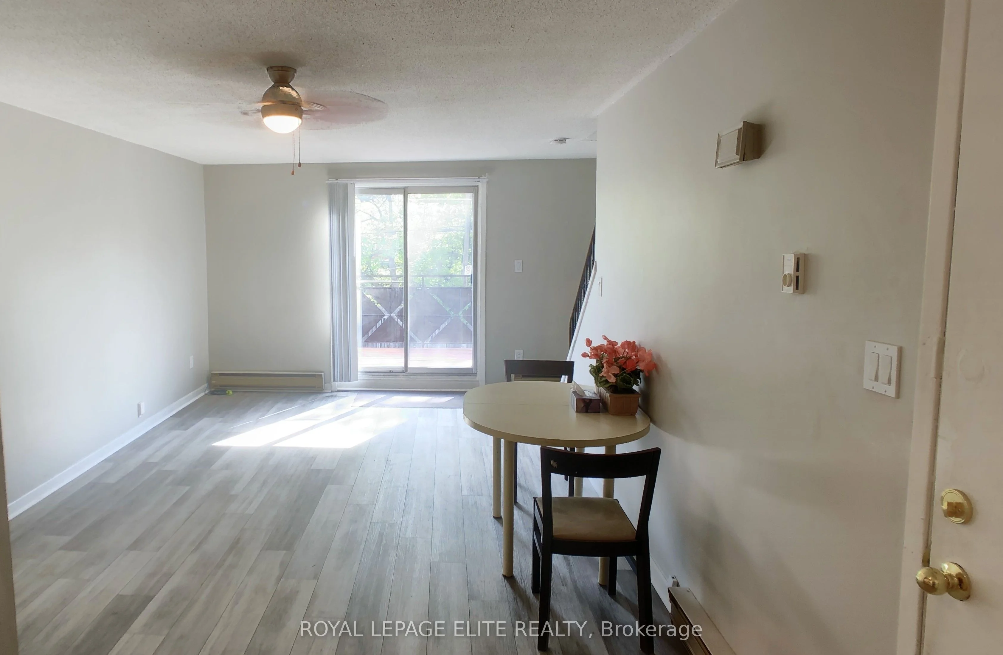 311 Jane Street Unit B, Toronto W02, On M6s 3z3