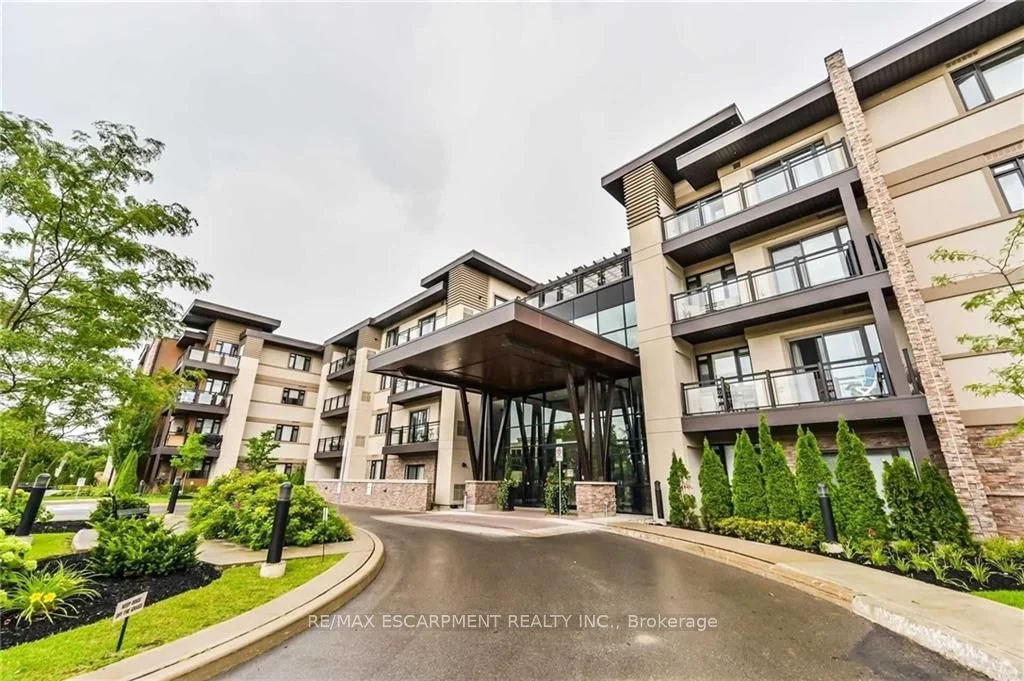 128 Garden Drive 407, Oakville, ON L6K 0H7