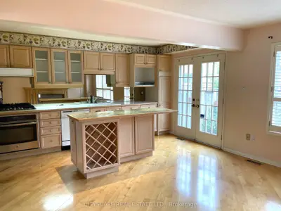 5230 Glen Erin Drive 57, Mississauga, ON L5M 5Z7