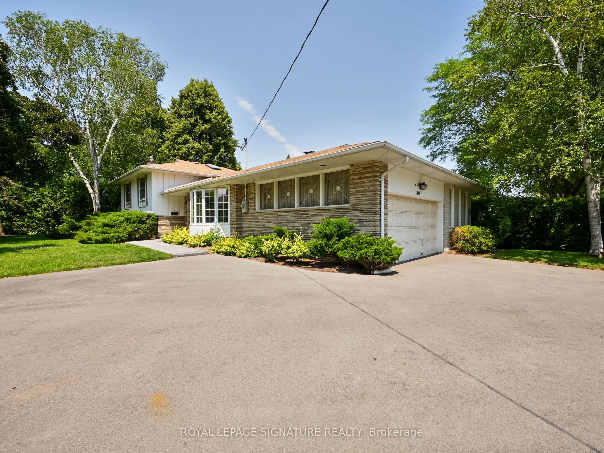 1441 Clarkson Road N, Mississauga, On L5j 2w7