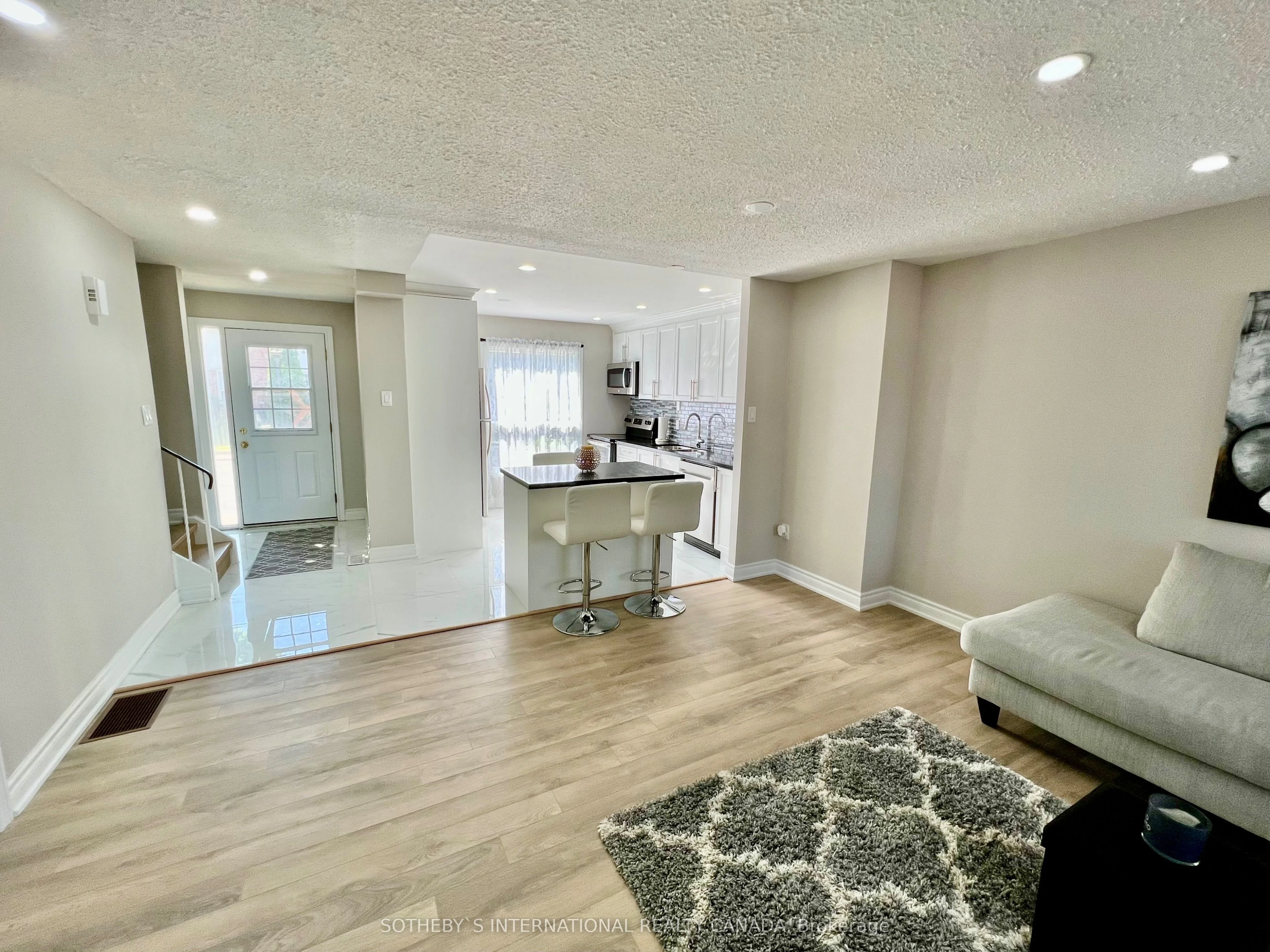 114 Kingham Road, Halton Hills, ON L7J 1S4
