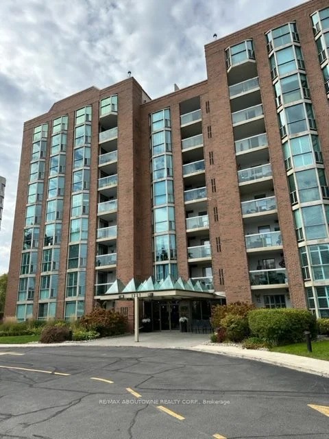 1225 NORTH SHORE Boulevard E 706, Burlington, ON L7S 1Z6