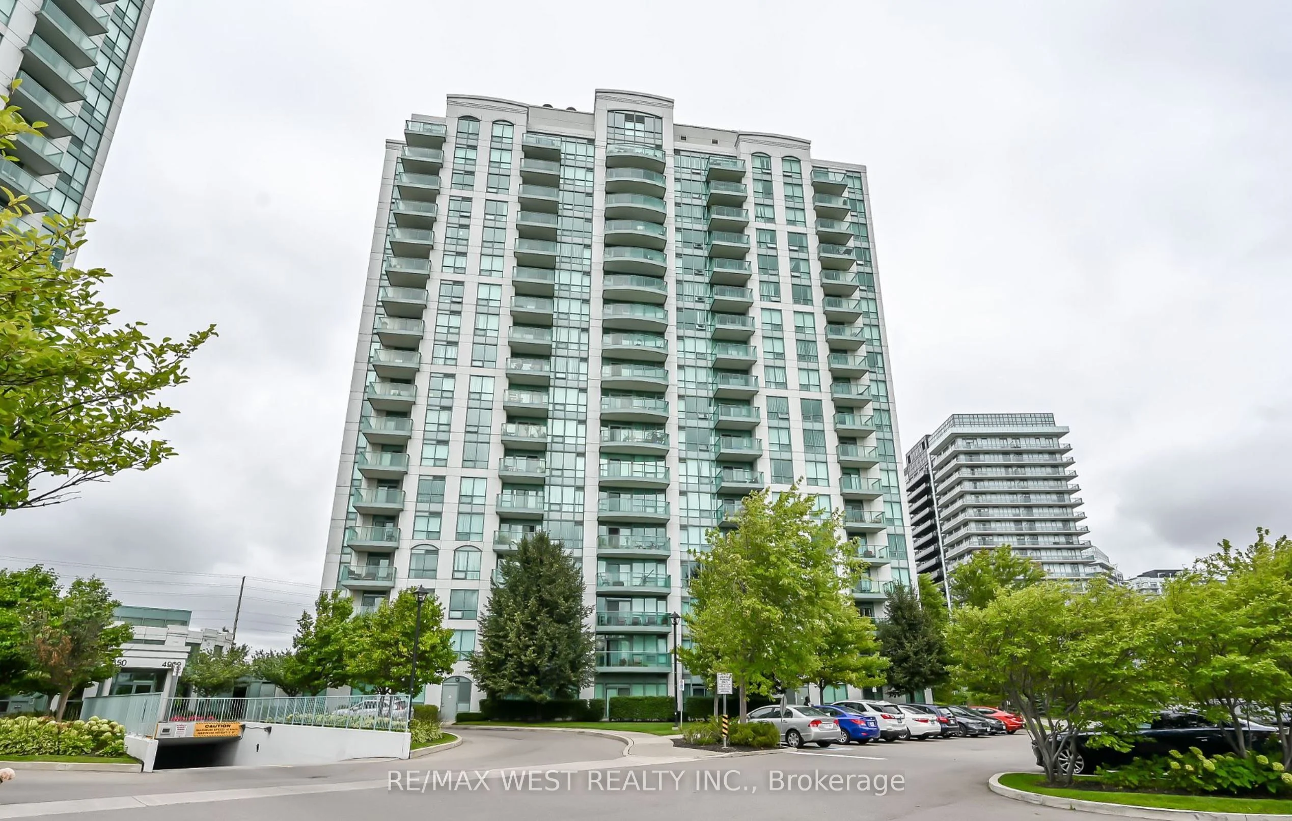 4900 Glen Erin Drive 511, Mississauga, ON L5M 7S2