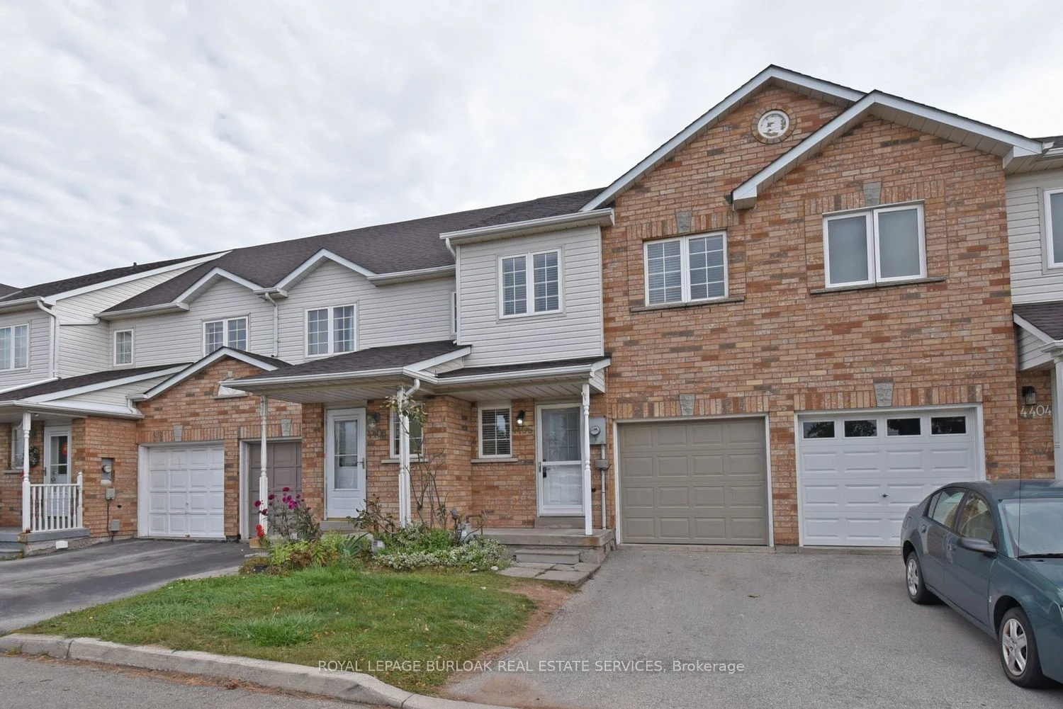 4406 Fairview Street, Burlington, ON L7L 6S8