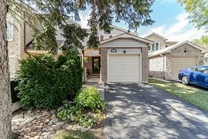 2687 Romark Mews, Mississauga, ON L5L 2Z4
