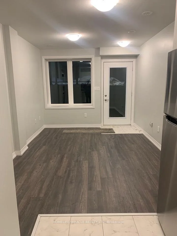 1145 Journeyman Lane 113, Mississauga, On L5j 1l4
